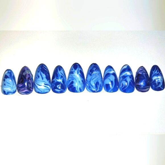 Hand crafted custom print 10pc short acrylic press on nails sz Small - Picture 1 of 7